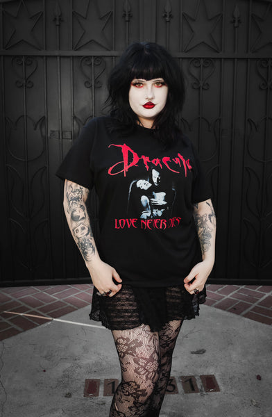 Dracula Women's Oversized T-Shirt