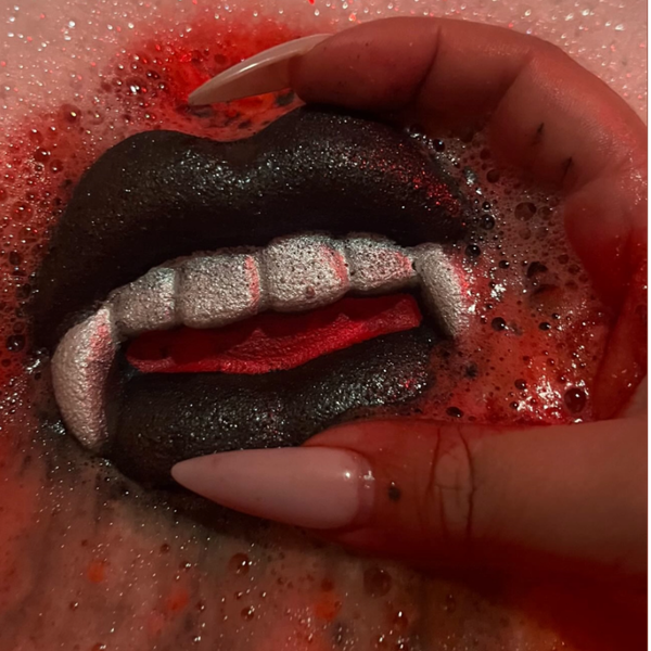 Kiss of Vampira Bath Bomb (Ships from Glamgoria)