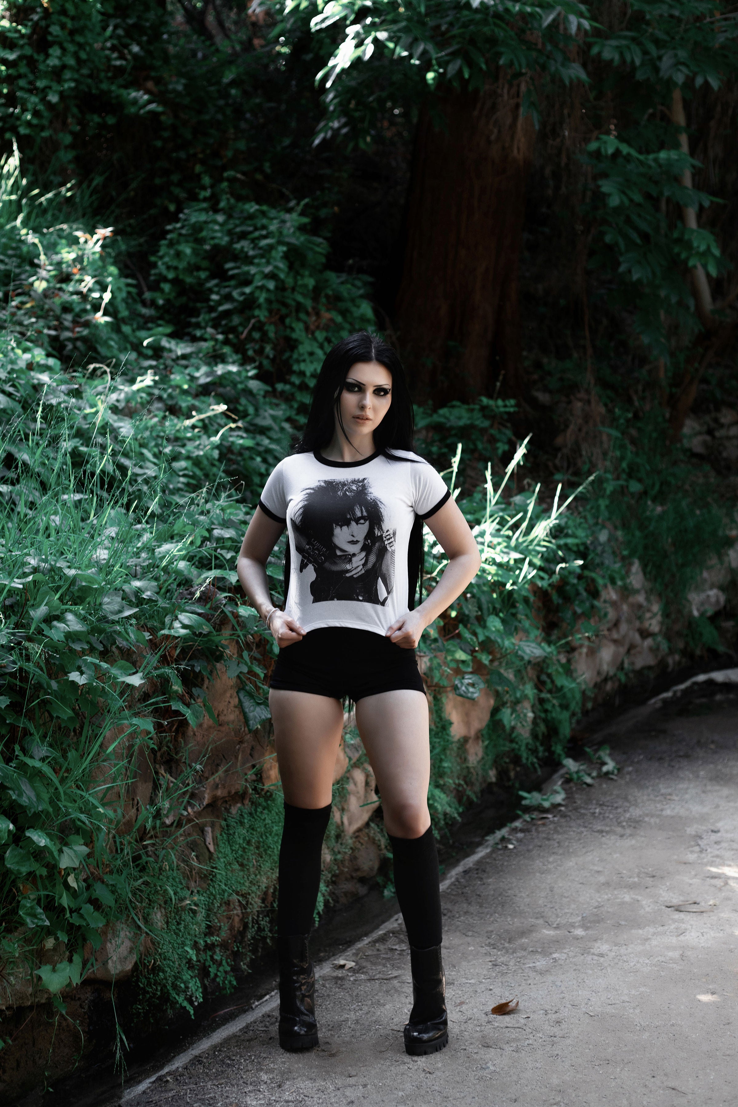 Siouxsie Ringer Tee - Vera's Eyecandy