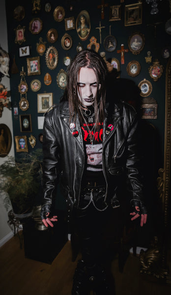 Dracula (Lucy) T-Shirt (Unisex)