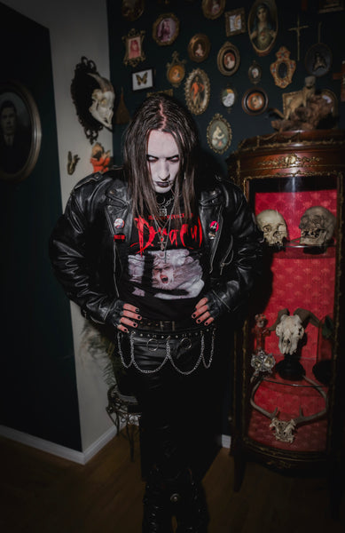 Dracula (Lucy) T-Shirt (Unisex)