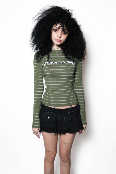 Grunge is dead Sweater