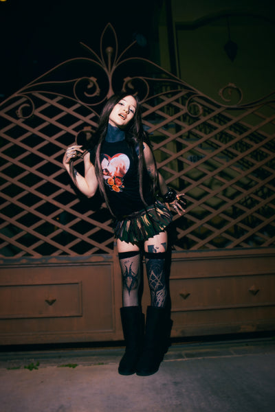 Peter  (Playgirl Roses) Tank