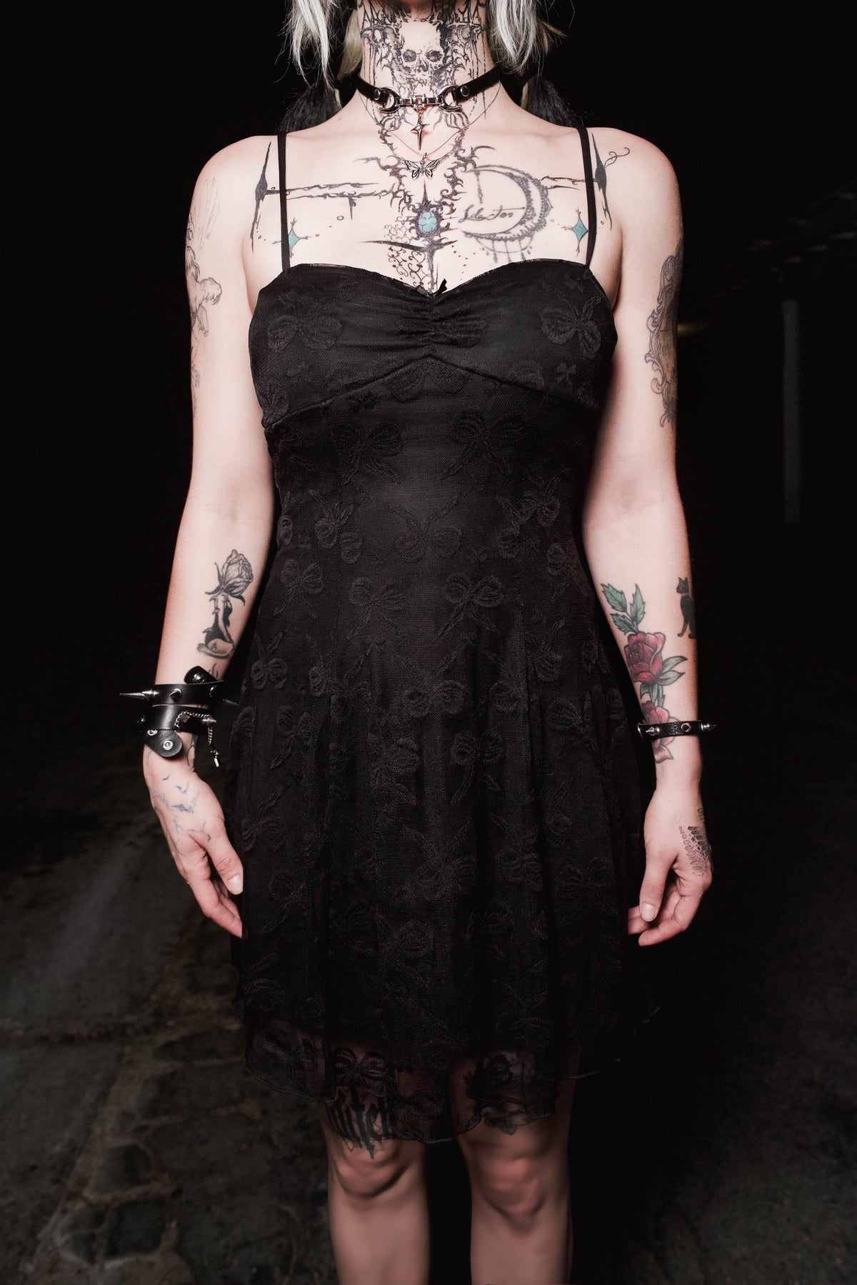 Ribbon Pattern Lace Mini Dress
