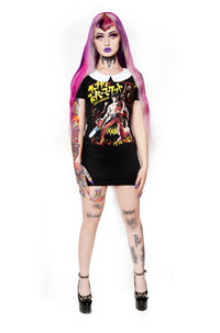 Black short sleeve mini dress with white collar. Features image of man carrying a chainsaw with woman to her knees holding his leg. Battle and castle appear in the background. Yellow inscription in Japanese.