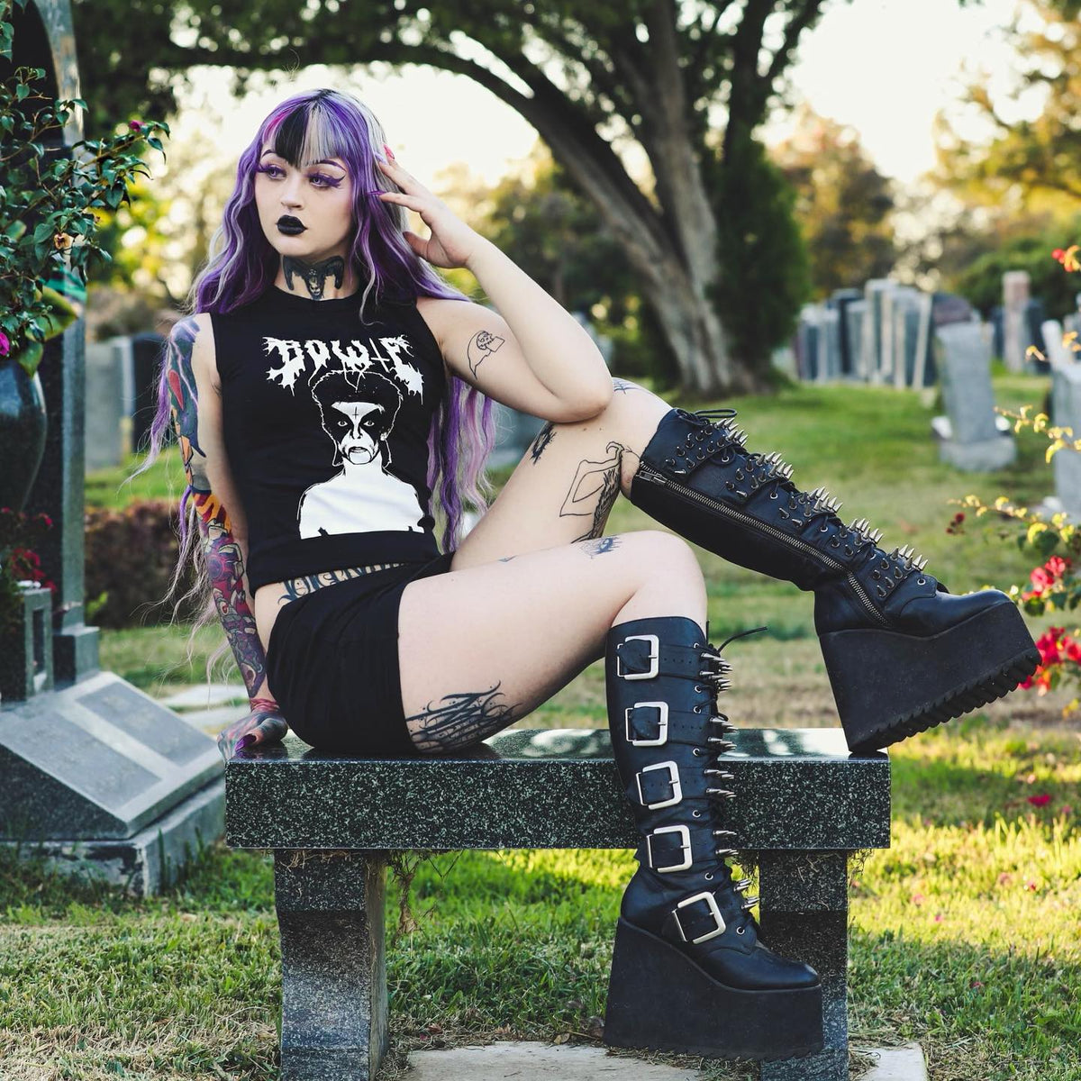 Metal Bowie Tank